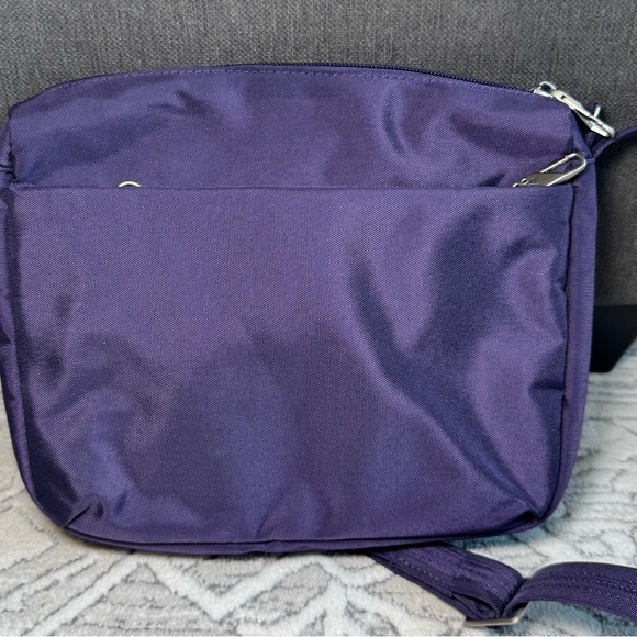 Travelon Deep Purple crossbody  Bag - Picture 3 of 13